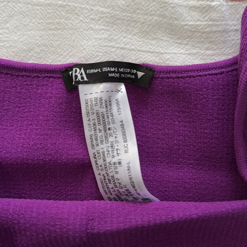 Crop top - Picture 2 of 2